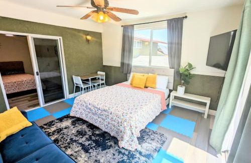 Lincoln Acres House | Entire Upstairs with 4 Bedrooms, 2 Baths and private entrance
