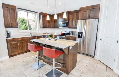 Moab House | Entrada at Moab 624 and 632 | Townies | Pool/Spa | Garage| Same Day Booking