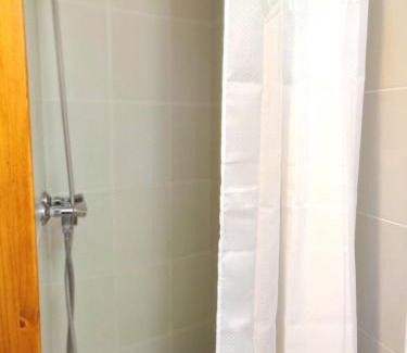 Auriol Apartment | ENTRE AIX ET MARSEILLE - Petite maison à Auriol