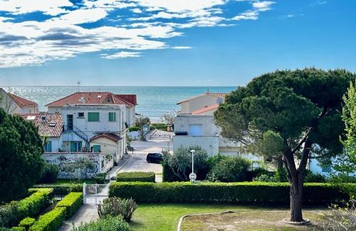 Carnon-Plage Apartment | Entre Mer & Port - T3 Carnon, Terrasse, Clim