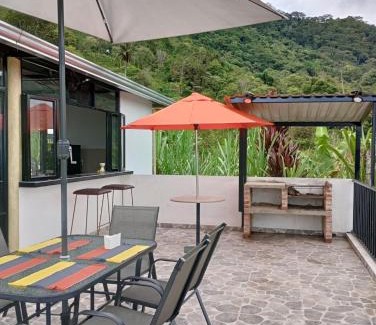 Vergara Apartment | Entre Montañas