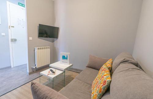 Leon Apartment | Entrevías Lodging