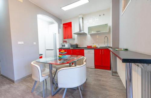 Leon Apartment | Entrevías Lodging