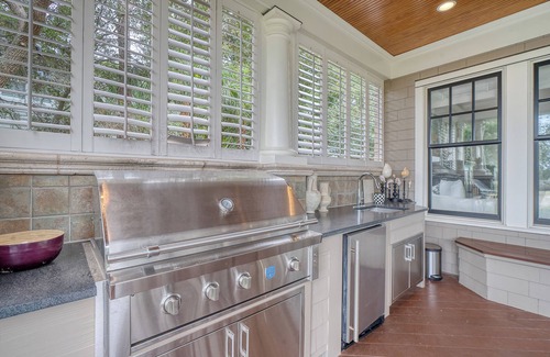 Vanderhorst Plantation House | Enviable location, pool with breathtaking scenery at every turn.