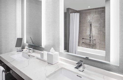 Weehawken Hotel | Envue, Autograph Collection
