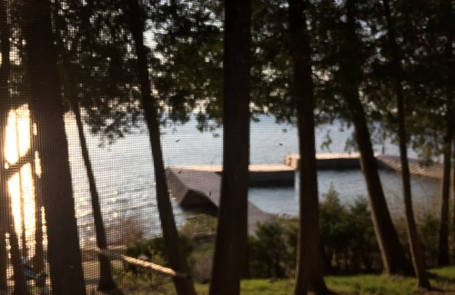 Ephraim House | Ephraim Beautiful Private Waterfront Property In The Woods
