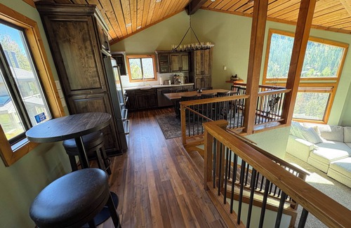 Alpine Meadows House | Epic Alpine Meadows Views! Newly Remodeled Home with Hot Tub