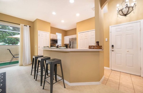 Kissimmee House | Epic Arty Retreat near Disney