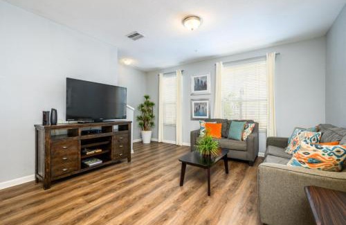 Florida Central Atlantic Coast Apartment | Epic Universe New Modern Townhome, Near The Parks - 4029