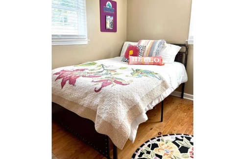 Stamping Ground House | Equestrian Dreams 20 minutes from the Horse Park!