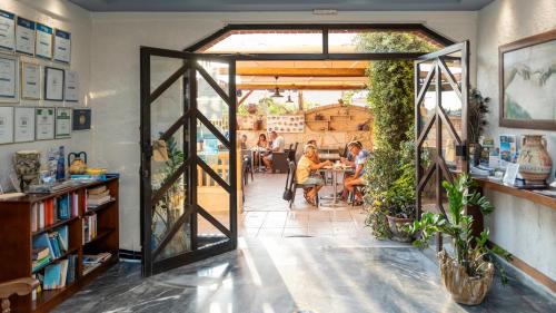 Gournai Hotel | Erato Hotel