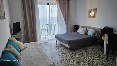 Erbalunga Apartment | ERBALUNGA location T1 pieds dans l'eau