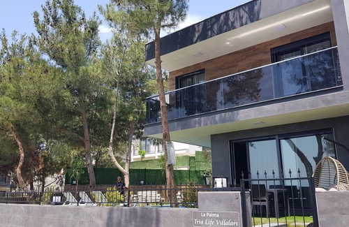 Kadnlar Denizi Mahallesi Villa | Erdem's Villas