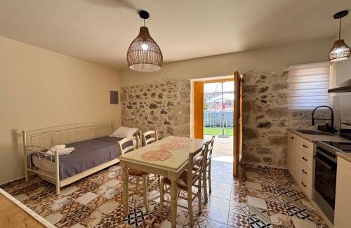 Pombia House | Erofili Traditional House