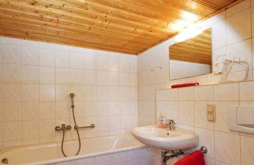 Neuwernsdorf Apartment | ERZ 1084 - Apartment 4 - Apartment Neuwernsdorf ERZ 1080