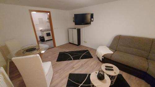 Frauenstein Apartment | Erzhof Nassau- Ferienwohnung an der Loipe