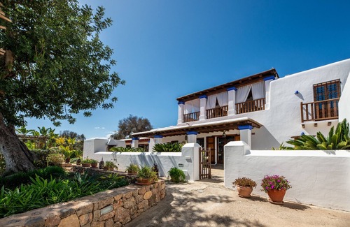 Sant Carles de Peralta Villa | ANDREUET Villa. Ibiza. Comfortable, quiet, spacious, family friendly, ideal