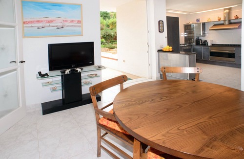 San Antonio Bay Villa | Villa a few steps from the bay of San Antonio and the beach