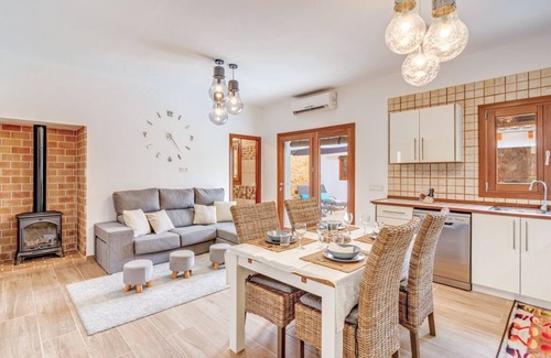Vilafranca de Bonany House | Es Trast: Wifi, pool and private terrace.