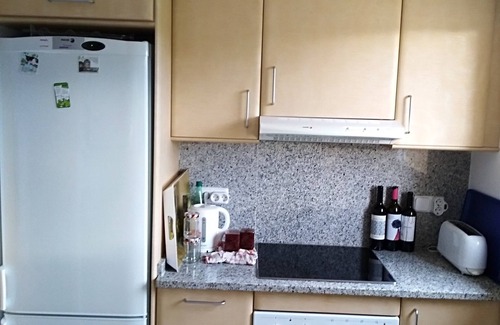 L'Escala Apartment | Escala Duplex 6 P in luxury residence! Swimming pool, BBQ, games, parking, airco