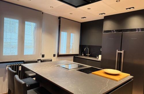 Burgos Apartment | EscapadaBurgos, Bruma Obscuro, vivienda exclusiva en pleno centro de la ciudad