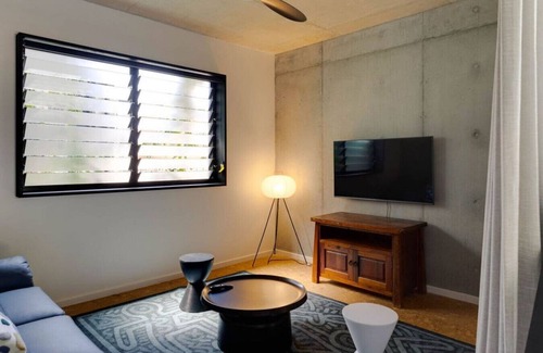 West End Apartment | Escape 2 the City NEW apartment 3bed Highgate Hill