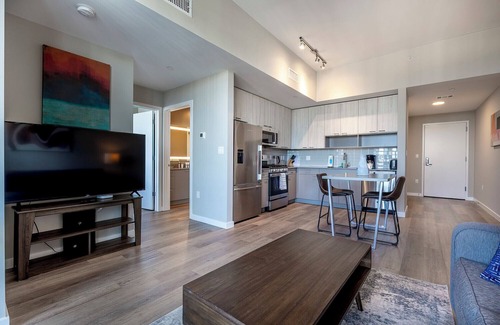 Stamford Apartment | Escape at Harbor Point