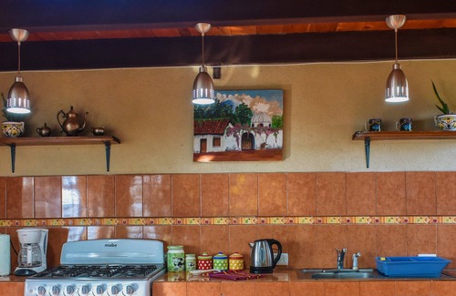 Santa Catarina Barahona Cabin | Escape to nature just minutes from Antigua Guatemala.
