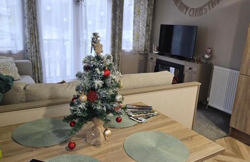 Capernwray House | Escape in Carnforth Lodge - Sleeps 5