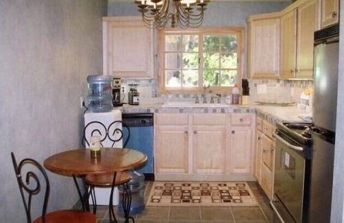 Simi Valley House | Escape LA to nearby nature Live/Work Tuscan Villa Estate with Indoor Pool/Spa