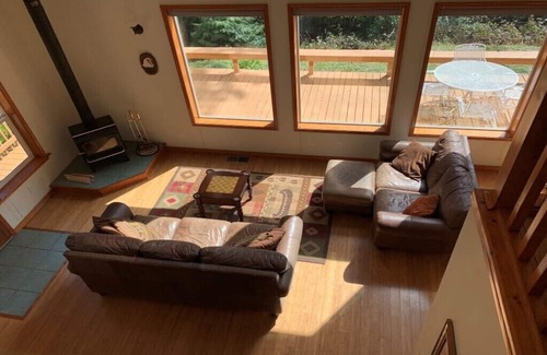 Sixes House | Escape the heat and cool off in Sixes River!