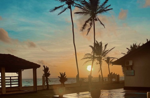Boossa Villa | Escape to a Coastal Paradise: Your Perfect Getaway by the Beach! Maximum 24 pax