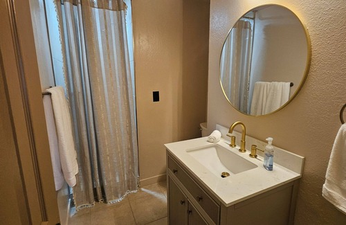 Nampa House | Escape to High Haven House: Your Cozy Home Away from Home!