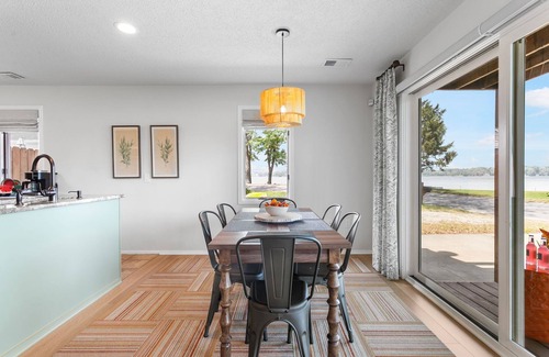 Fennville House | Escape to Hutchins Lake