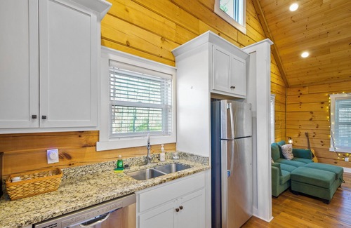 Monteagle Cabin | Escape to Nature @ Trailhead Cabins