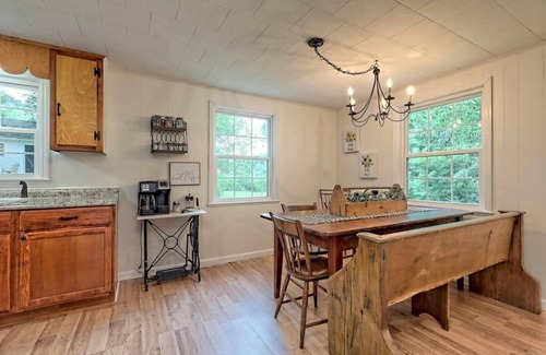 Scaly Mountain House | Escape to nature with this pet-friendly, family retreat just 15 minutes from Highlands! Perfect for hiking, relaxation, and playtime with the kids.