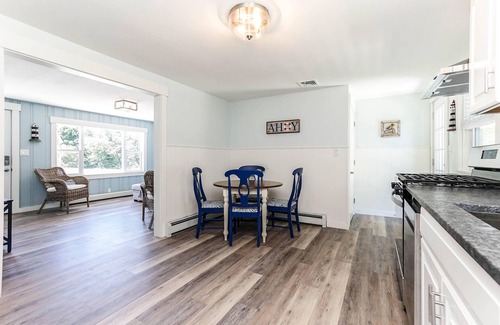 Buzzards Bay House | Escape to Onset - Updated cottage close to beaches and boating