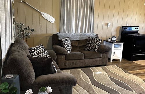 Glasgow House | Escape to Paradise