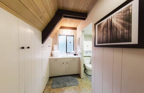 Skykomish Cabin | Escape to Sky Haus A-Frame Cabin - Your Serene Getaway with a Hot Tub!