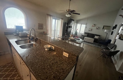 Nellysford Condo | Escape to the Blue Ridge Mountains at Wine-tergreen!