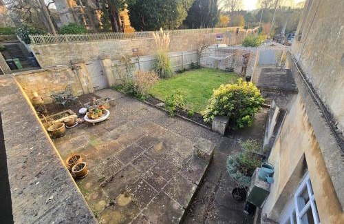 Box House | Escape to The Glen- Dog Friendly