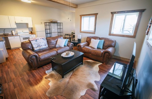 Elizabethtown Apartment | Escape to the Serenity of Our Ranch Retreat - Your Home on the Range!