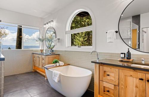 Dundee House | Escape to Wine Country Luxurious Getaway Awaits