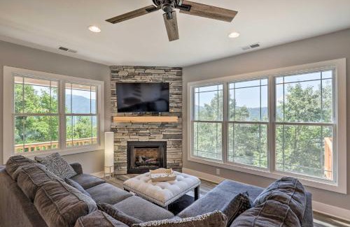 Asheville House | Escape with Hot Tub, Mtn Views 5 Mi to Urban Trail