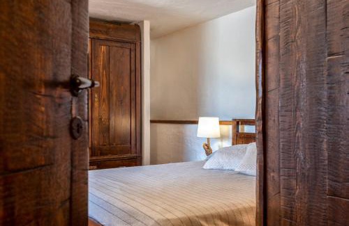 Castelsardo Apartment | Esclusiva Dimora Storica nel cuore del Borgo Medievale- Exclusive Historical House inside the Medieval Village