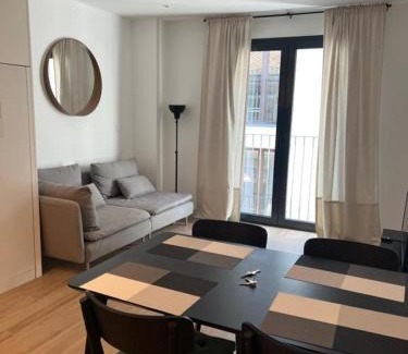 Valencia City Centre Apartment | Escolano Rooms MAS 11 Noches