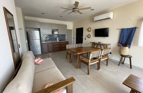 La Gloria Apartment | Escondido Blue