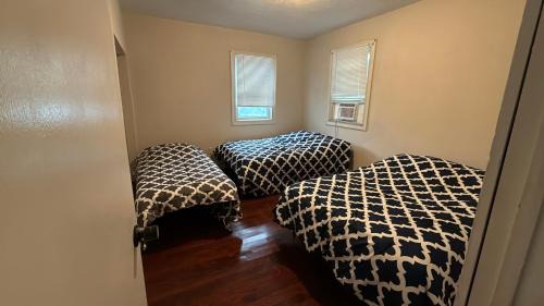 Hyde Square House | Esjacpe Guest House 2
