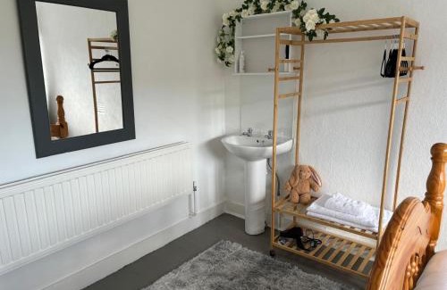 Montrose Apartment | Esk House Apartment