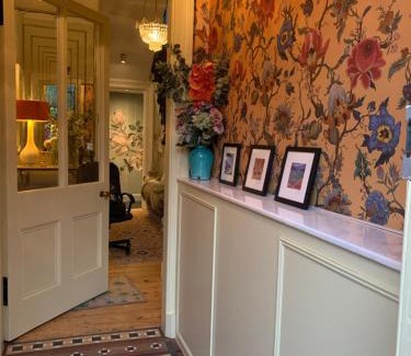 Eskbank House | Eskbank Villa near Edinburgh
